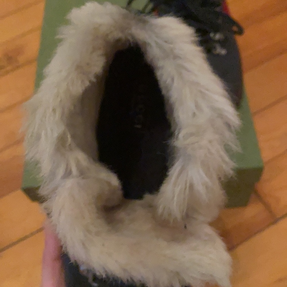 COPY - Gucci fur lined boot size 8 US - Picture 4 of 6